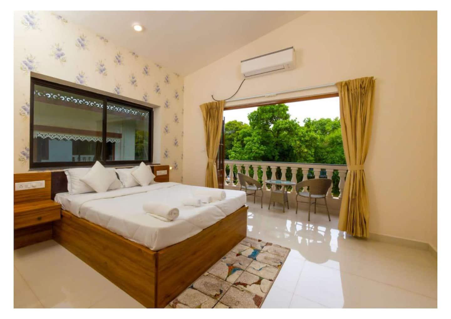 Luxury Villas in Anjuna, North Goa